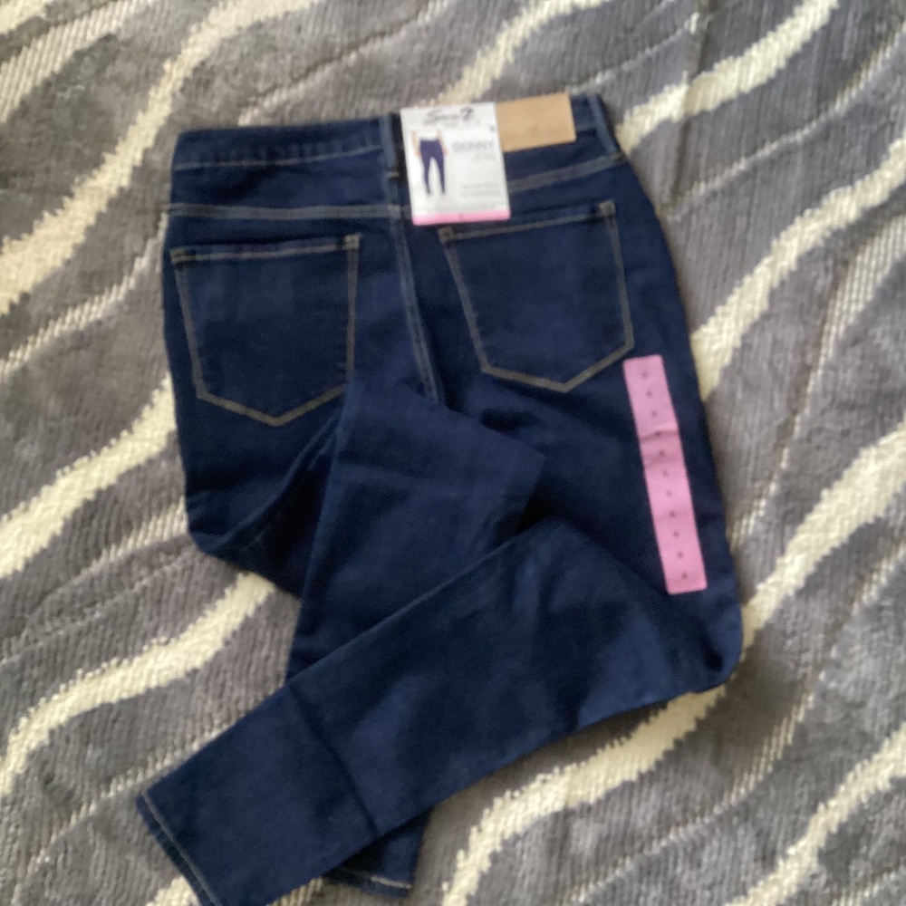 Seven7 Skinny Jeans